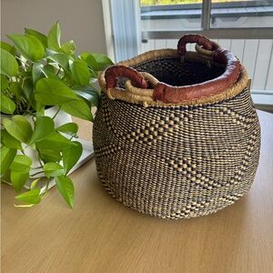 Woven Sea Grass Basket with Leather-Wrapped Handles - Black and Natural